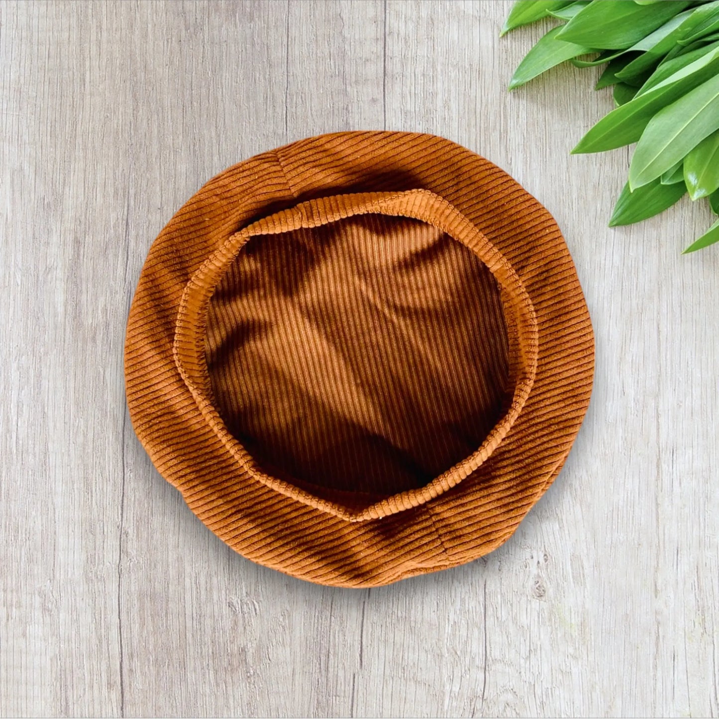 Béret Marron Côtelé en Tissu Léger - Taille 6/8 Ans, Effet Velours la petite friperie