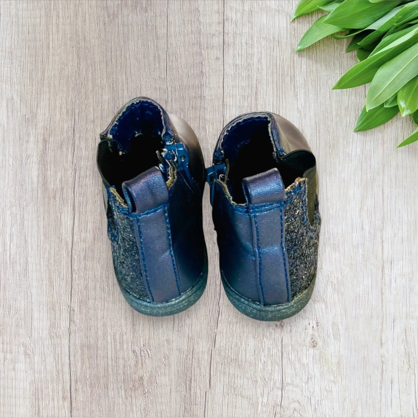 Bottes Bébé Fille Taille 20 - Boite à Malice Simili Bleu Marine avec Paillettes districenter