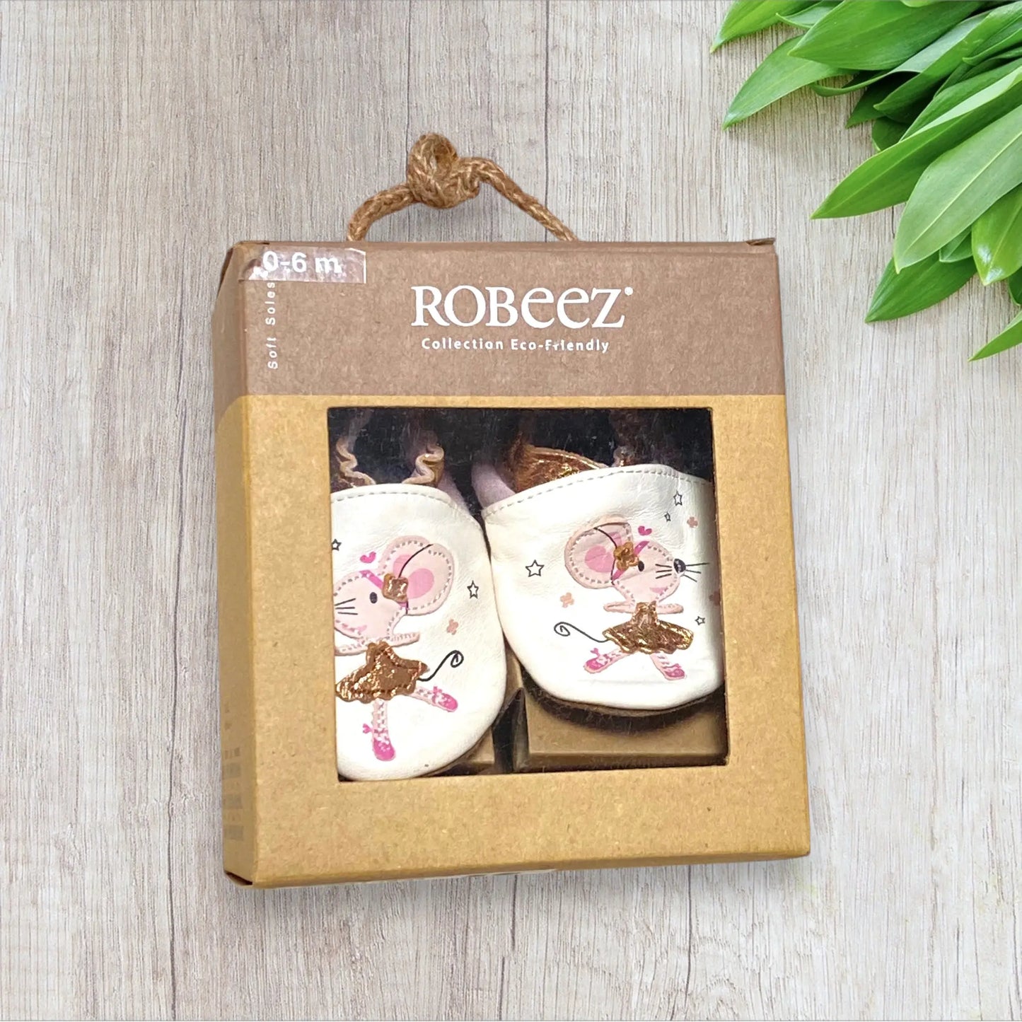 Chaussons bébé fille Robeez neufs – souris ballerine en tutu doré – cuir souple – taille 0-6 mois
