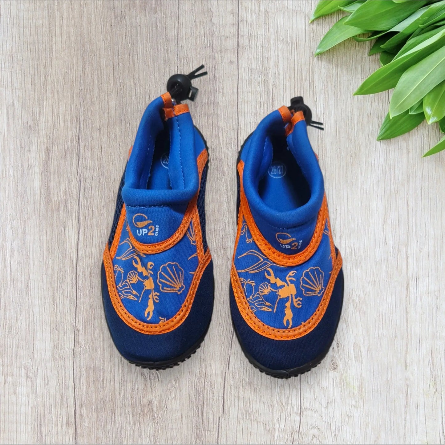 Chaussons de plage garçon Décathlon 26/27 bleu électrique orange semelle caoutchouc