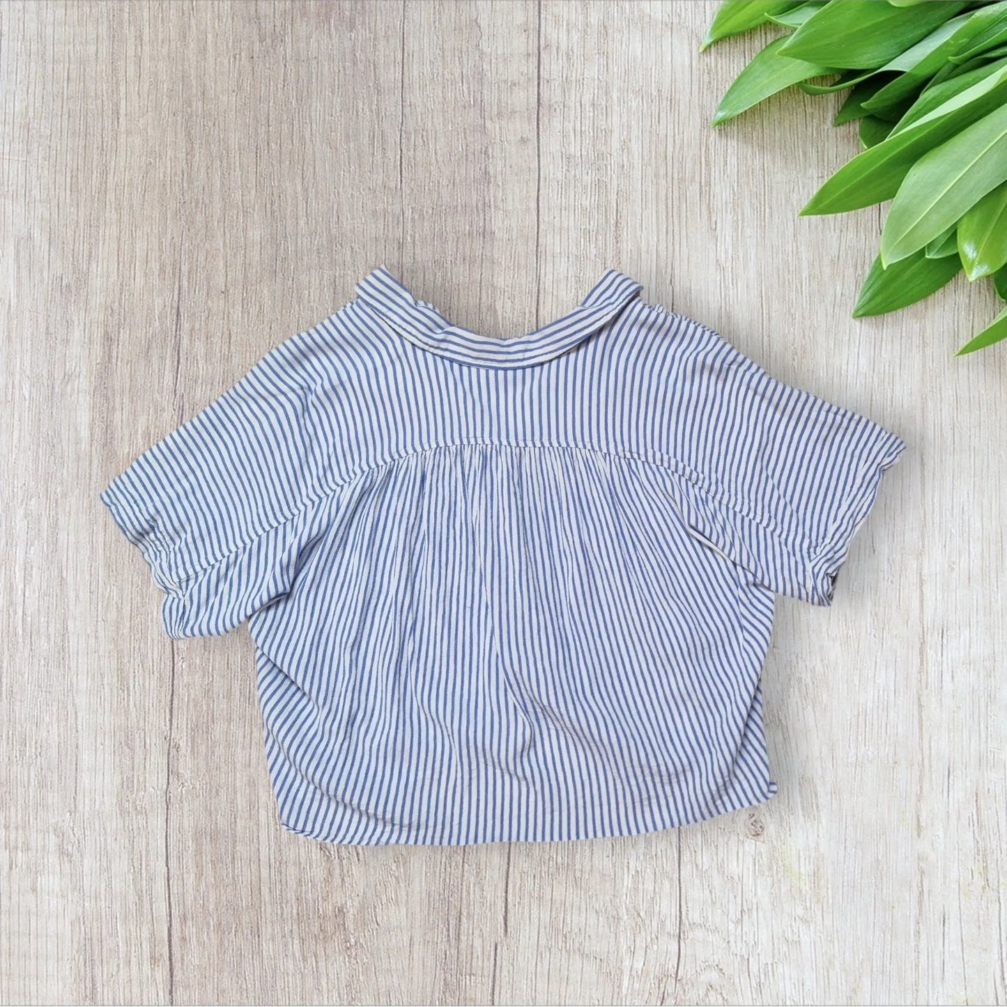 Chemise femme H&M oversize XL blanche rayures bleues manches courtes nouée