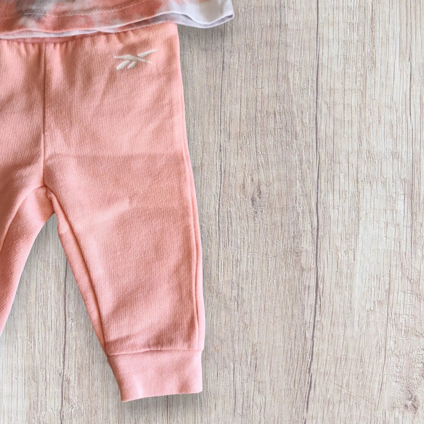 Ensemble 3 pièces bébé fille Reebok 0-3 mois sweat body pantalon