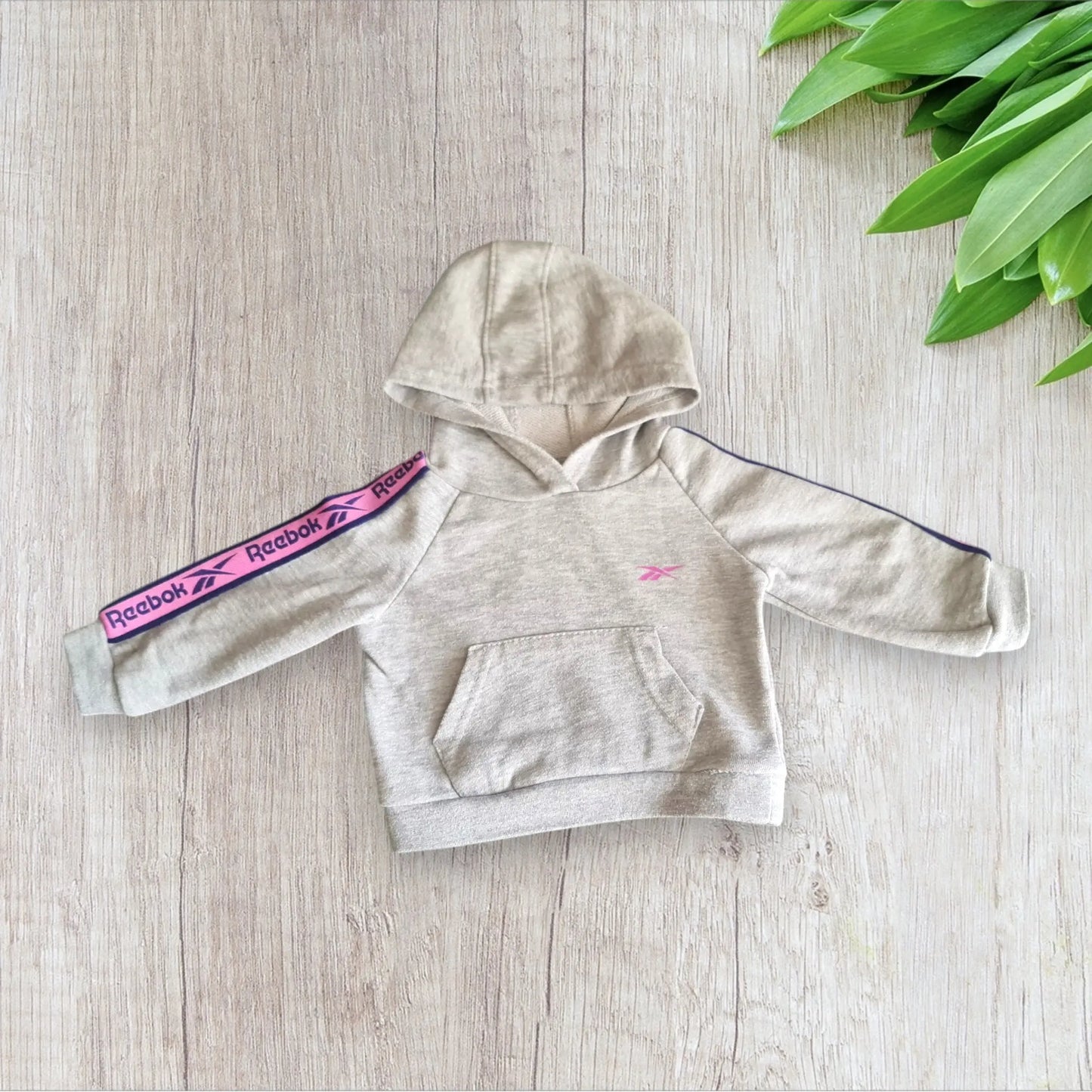 Ensemble 2 pièces Reebok bébé fille 0-6 mois gris clair et rose avec sweat capuche et jogging