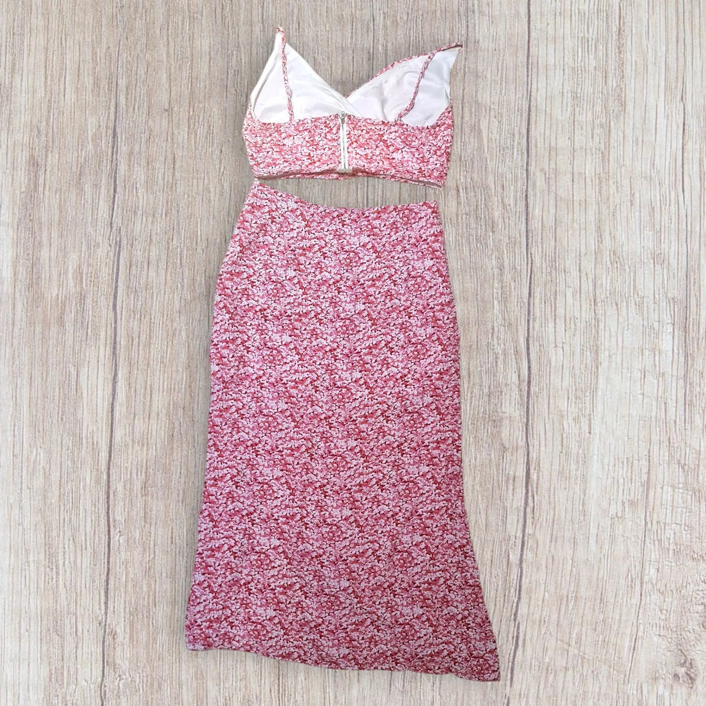 Ensemble femme fleuri rose fuchsia blanc taille L – crop top et jupe longue – bon état