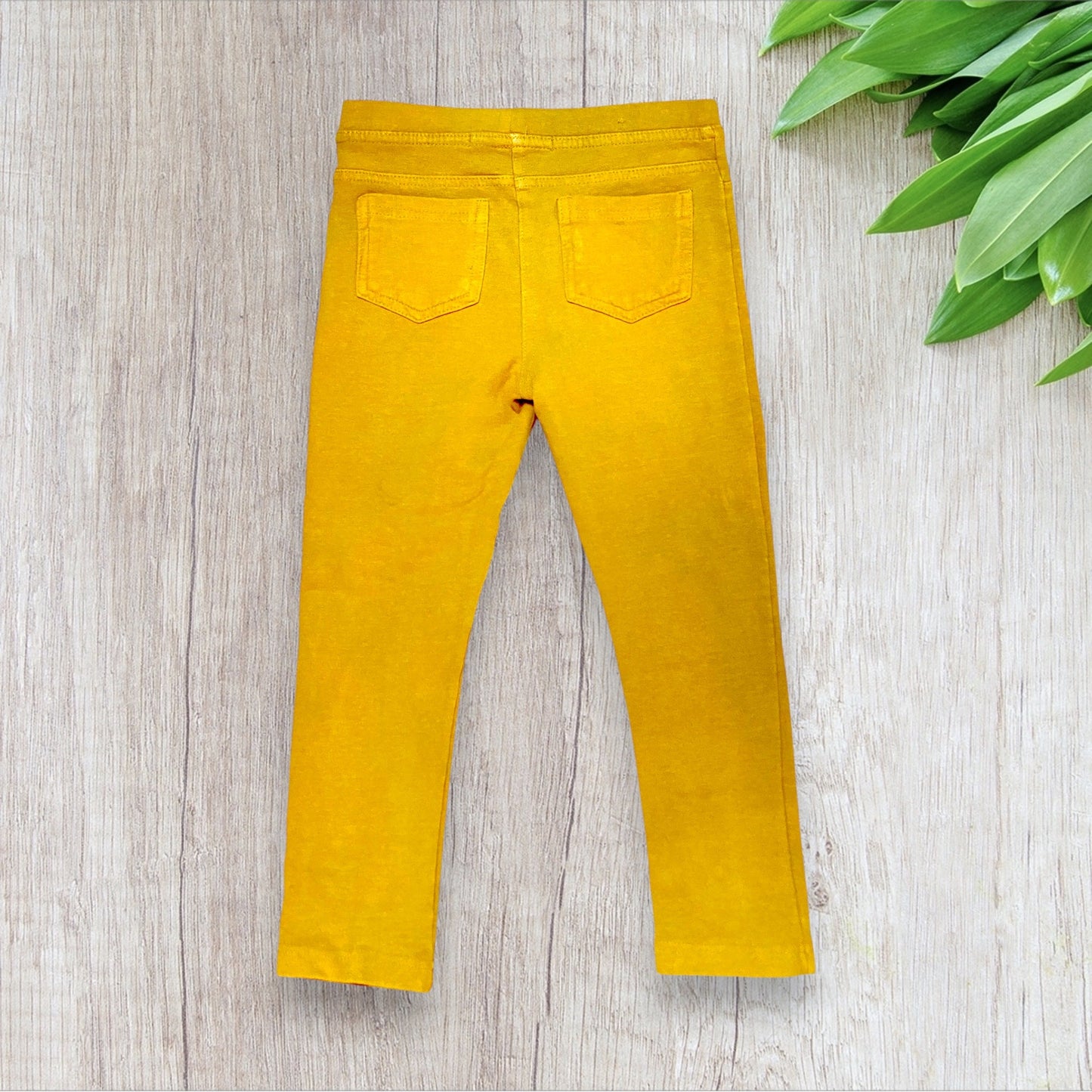 Jegging fille Charlie&Prune 5 ans jaune moutarde fausse poche avant vraies poches arrière