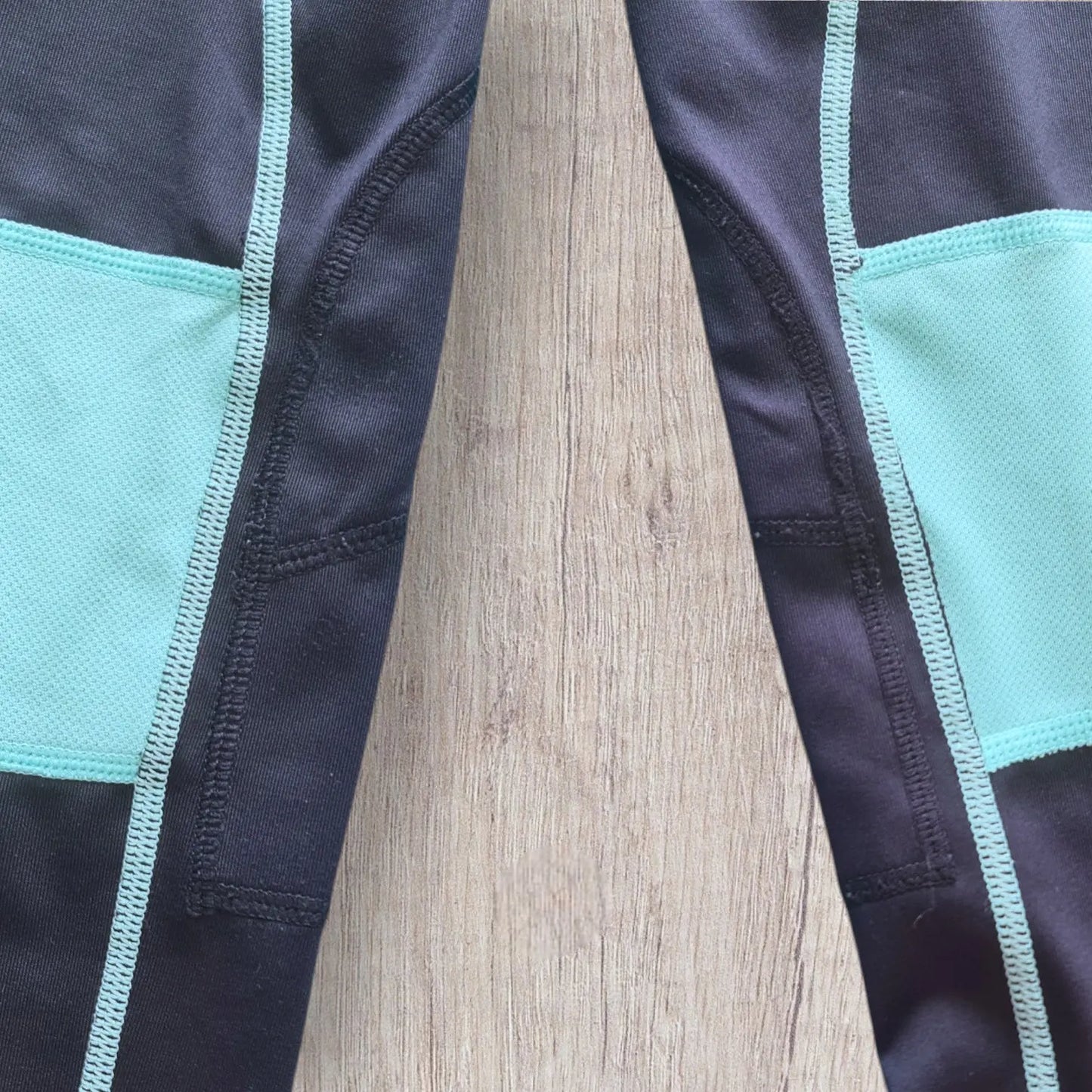 Legging équitation enfant Fouganza 5-6 ans marine avec détails turquoise, très bon état