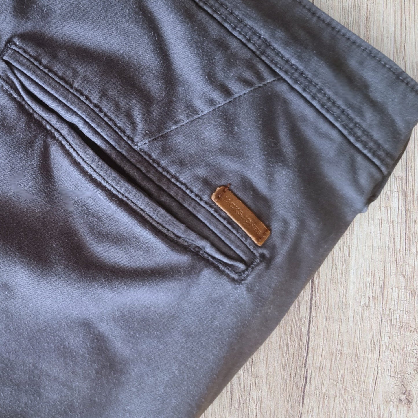 Pantalon chino homme Jack & Jones bleu foncé, coupe slim fit taille basse, taille FR 42-44, bon état