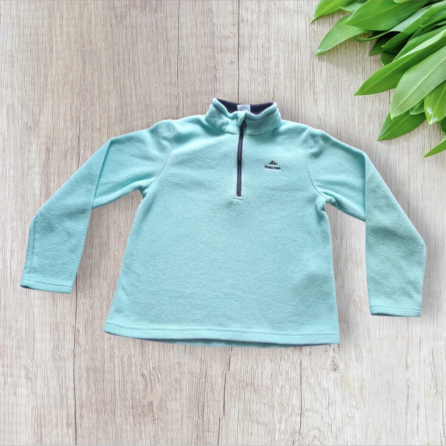 Polaire enfant Quechua 5-6 ans bleu turquoise et marine, très bon état