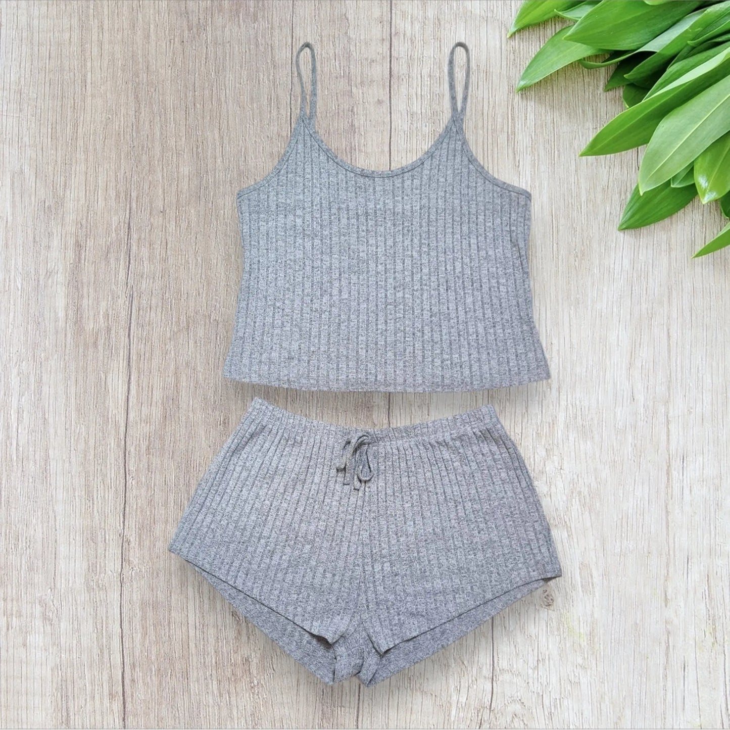 Pyjama 2 pièces femme Shein XL débardeur shorty gris ou bleu moucheté