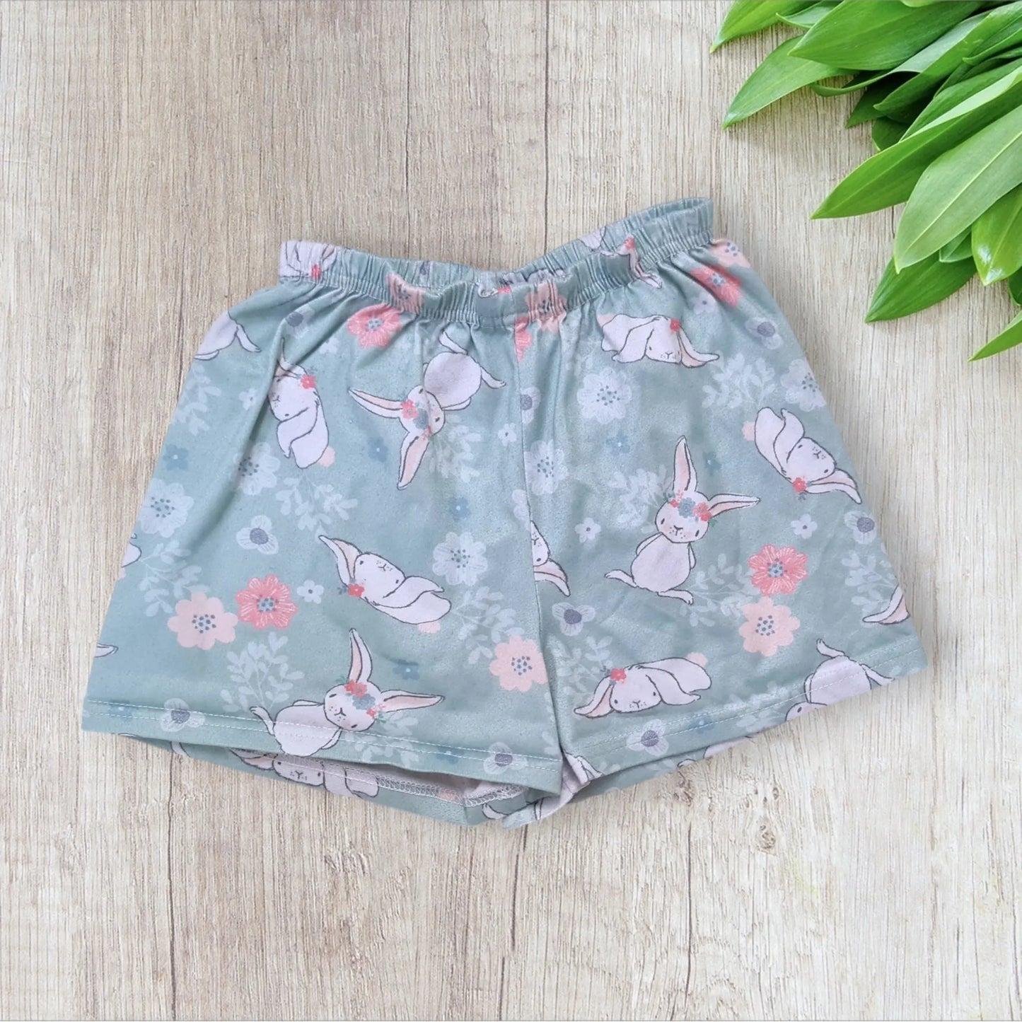 Pyjama fille – 6 ans – SHEIN – Lapins et fleurs – Très bon état shein