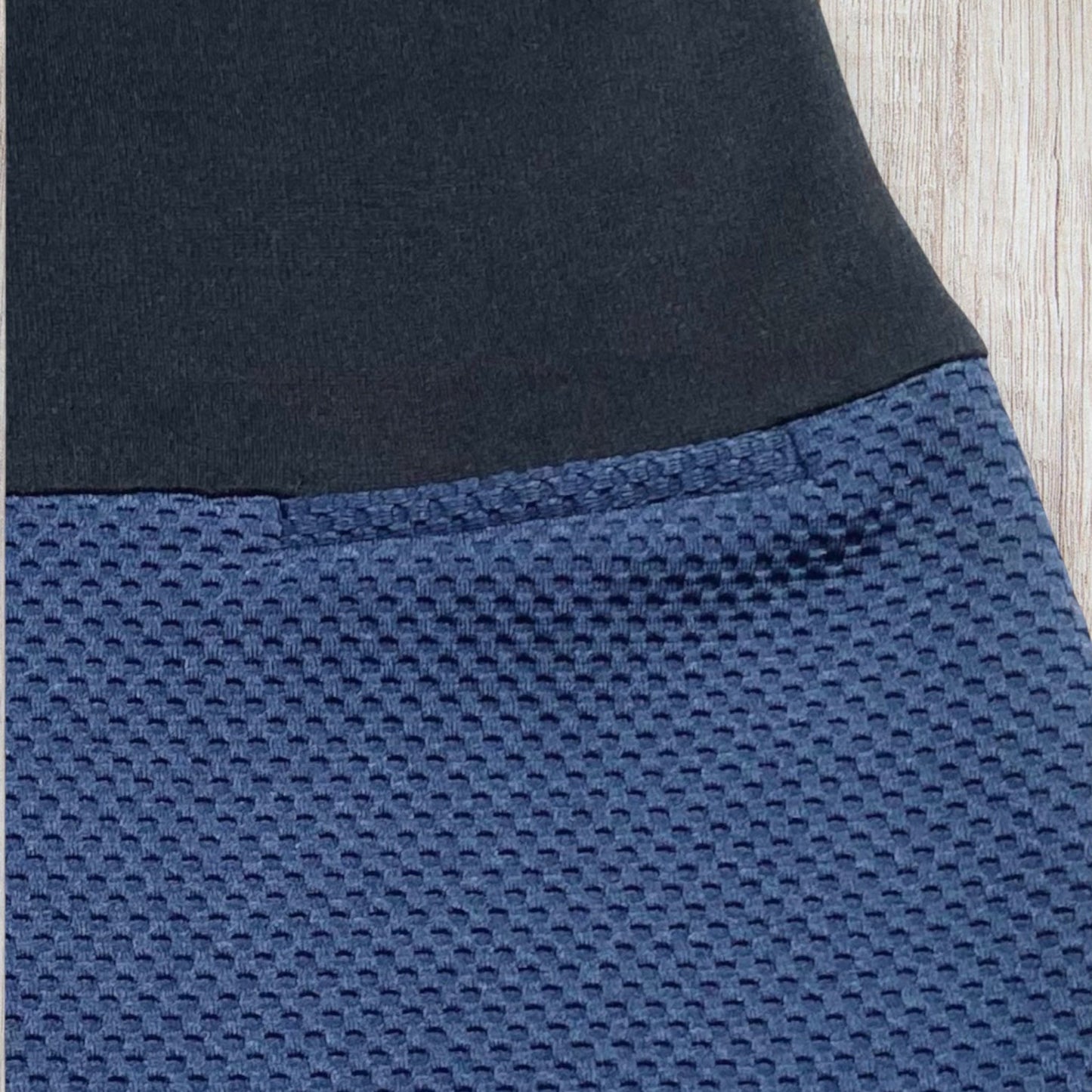 Robe Femme XS NAFNAF Sans Manche - Haut Noir Uni & Jupe Bleu Marine Texturée NAF NAF