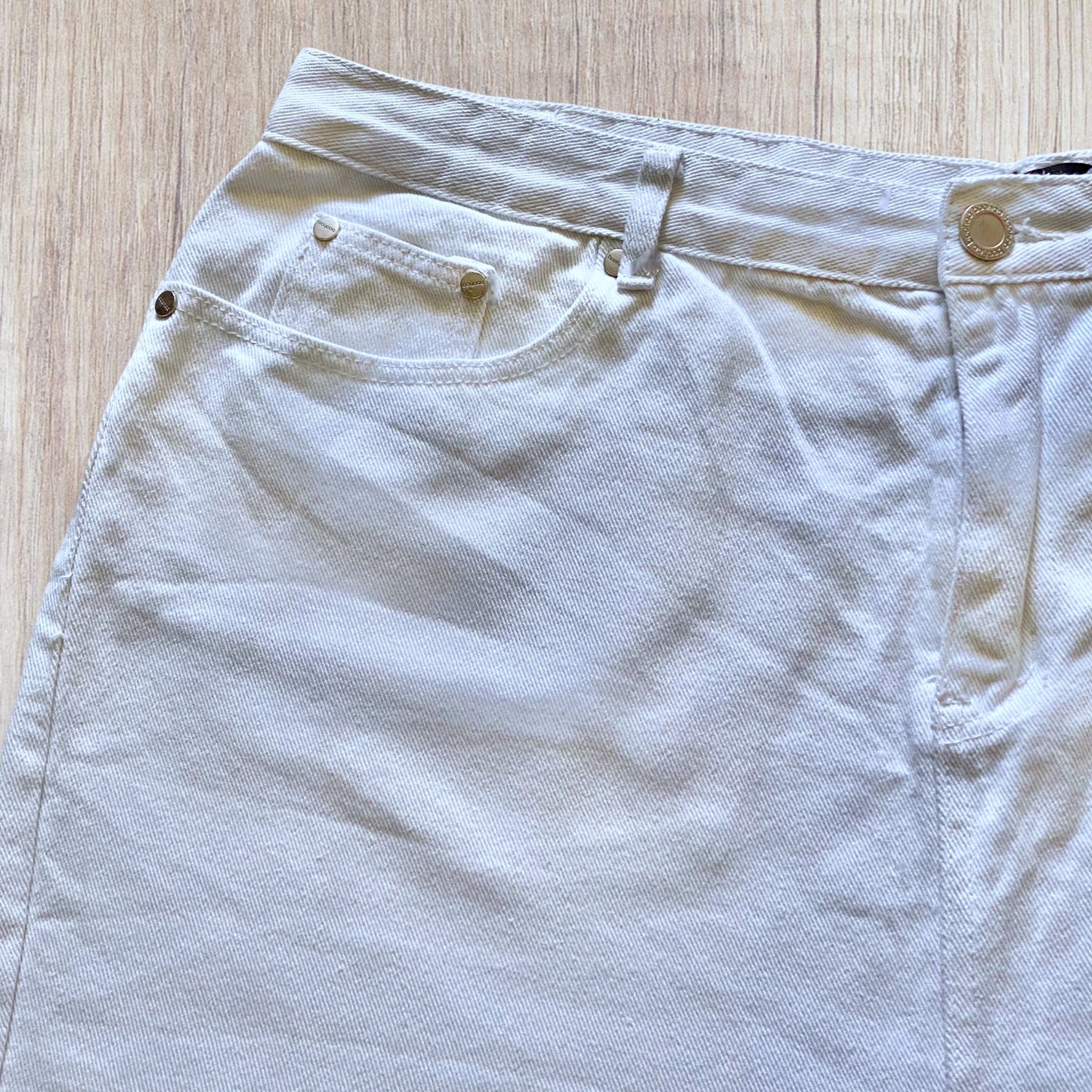 Short en Jean Femme Blanc Taille 48 Boohoo, Détails Métalliques Argentés boohoo