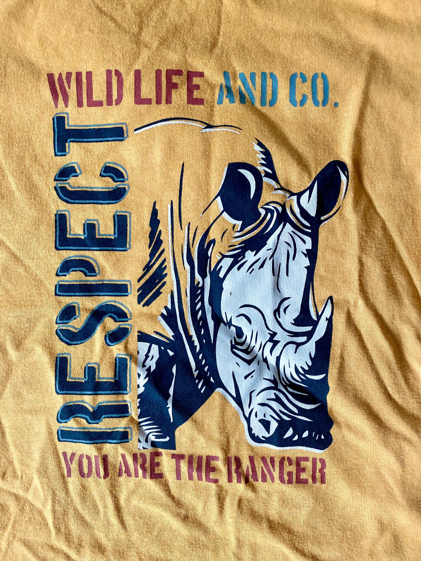 T-shirt Garçon Ocre Safari Rhinocéros - Taille 4 ans la petite friperie