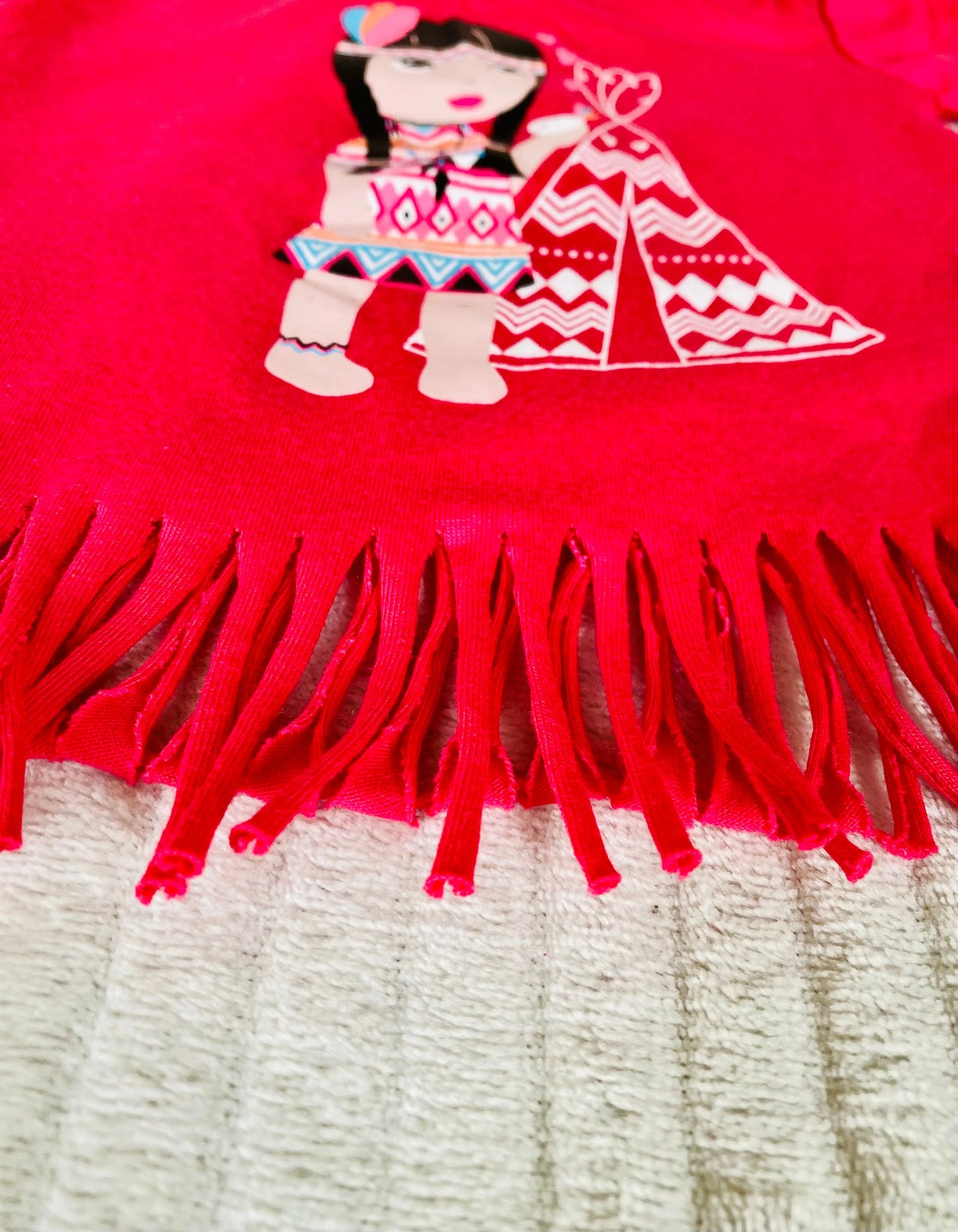 T-shirt Rose avec Petite Indienne et Tipi - Bébé Fille Taille 3 Mois la petite friperie