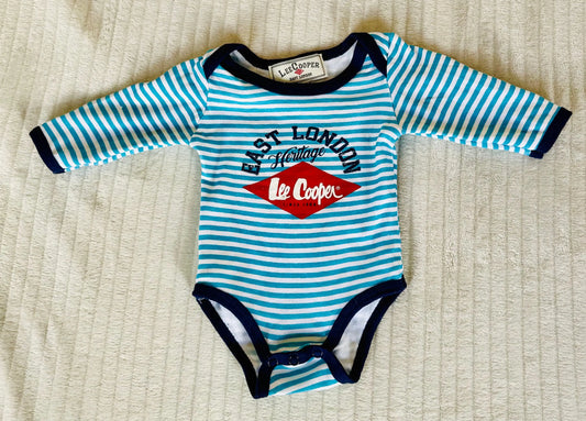 Body bébé garçon manches longues Lee Cooper, taille 3 mois - Blanc et bleu à rayures Lee Cooper