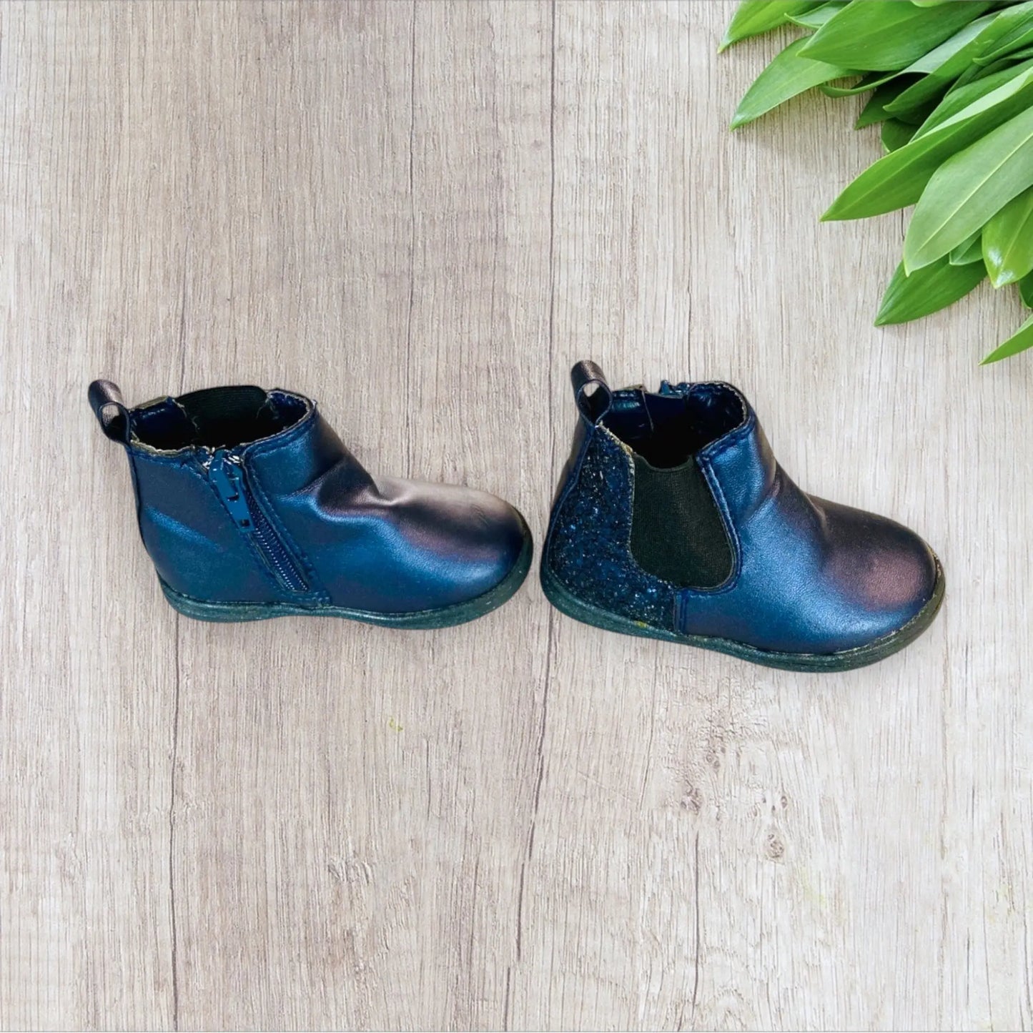Bottes Bébé Fille Taille 20 - Boite à Malice Simili Bleu Marine avec Paillettes districenter