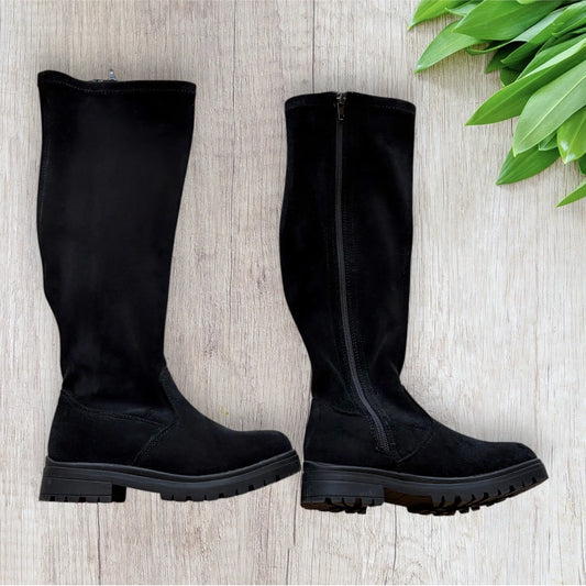 Bottes fille Lovely Skull 33 noires en faux daim montantes jusqu'au genou.