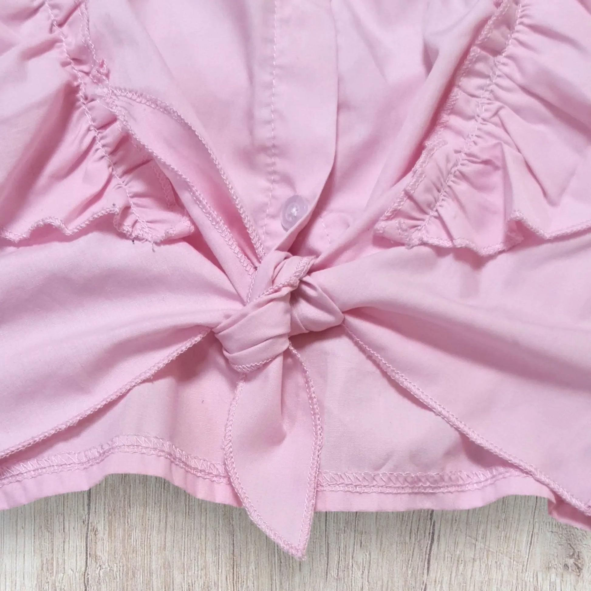 Chemise crop top fille Shein 7 ans rose avec volants et nœud – Très bon état