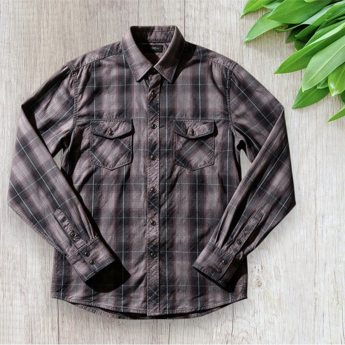 Chemise homme Best Mountain XL slim fit à carreaux gris bordeaux et noirs.