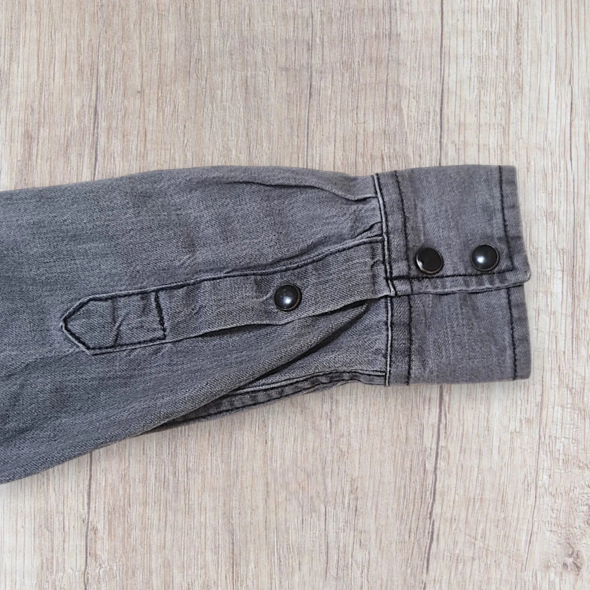 Chemise homme Zara Men en jean noir/gris vieilli, manches longues, taille S