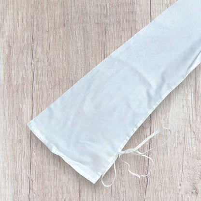 Chemisier femme IKKS blanc taille 38 avec broderies et manches évasées.