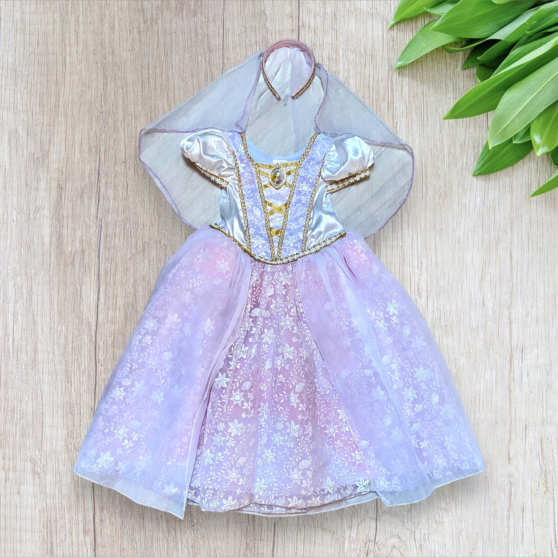 Déguisement Raiponce Disney fille 5/6 ans robe de mariée avec voile et détails dorés