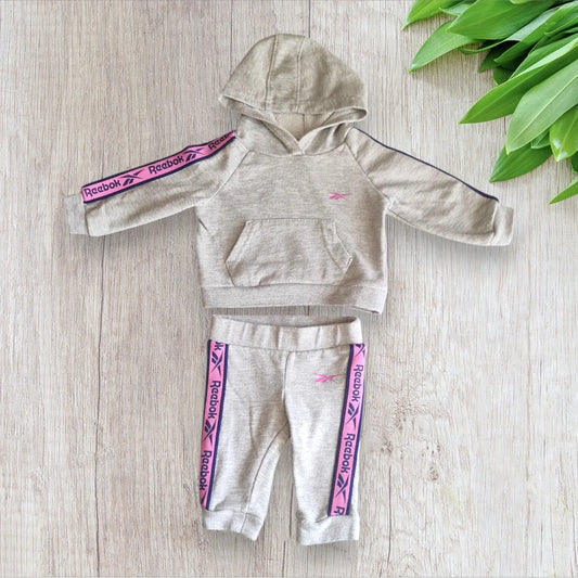 Ensemble 2 pièces Reebok bébé fille 0-6 mois gris clair et rose avec sweat capuche et jogging