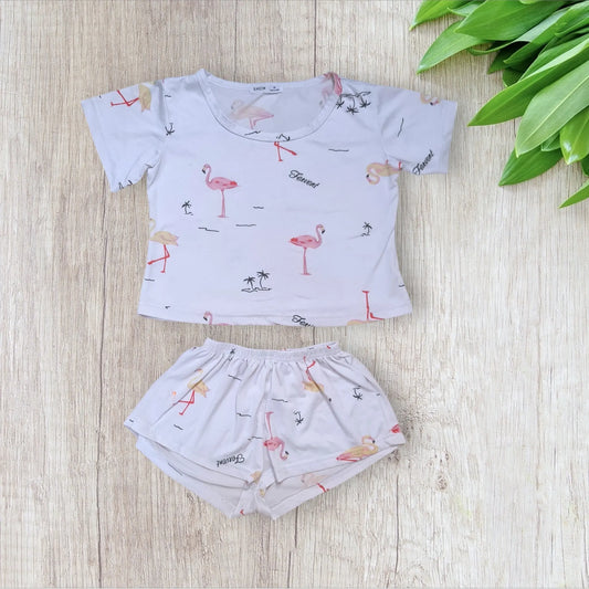 Pyjama fille SHEIN 6 ans – t-shirt et short blanc – flamants roses et palmiers
