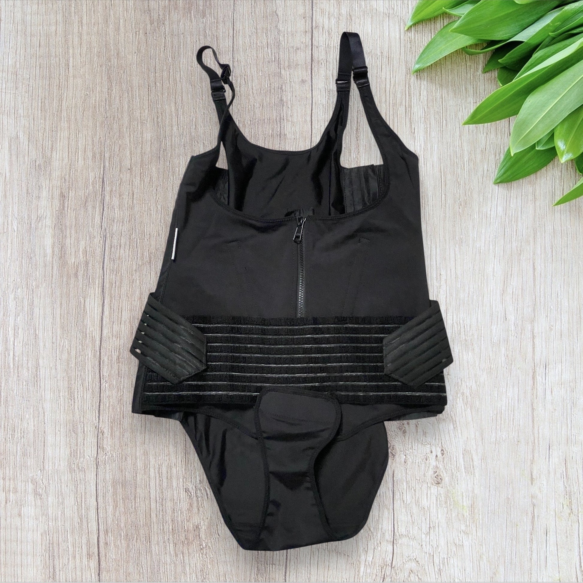 Gaine médicale Bodynov taille 7 XXL noire avec maintien lombaire