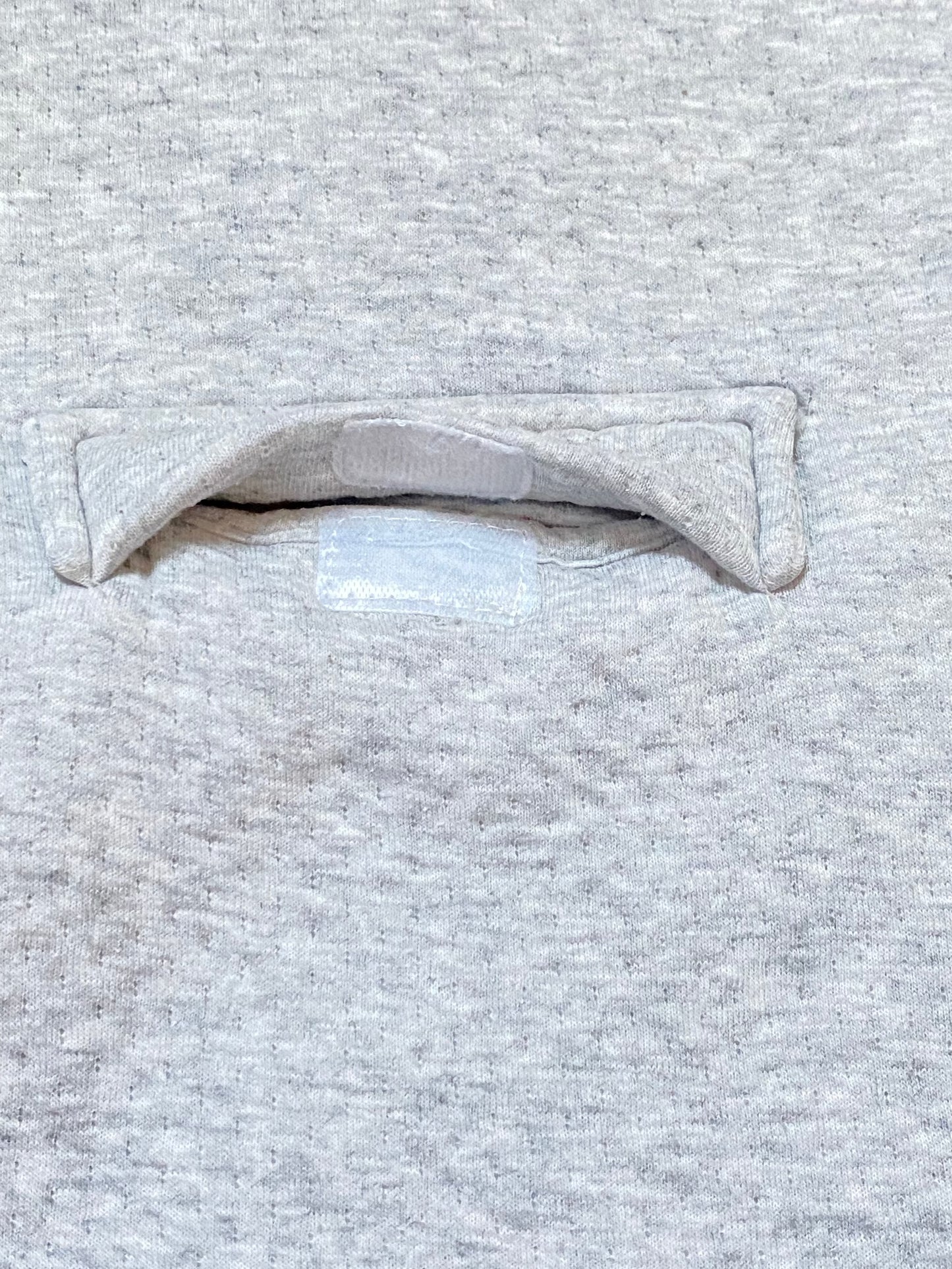 Gigoteuse bébé mixte KIABI 0-6 mois gris clair avec ouverture harnais.