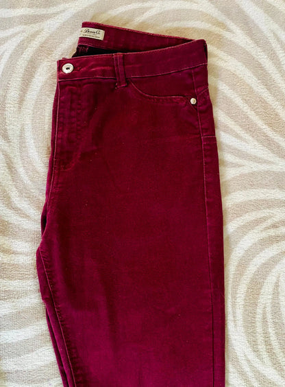 Jean Femme Slim Bordeaux avec Boutons Argentés - Taille 42 la petite friperie
