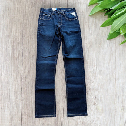 Jean homme Lidl taille 40 bleu foncé à 5 poches.