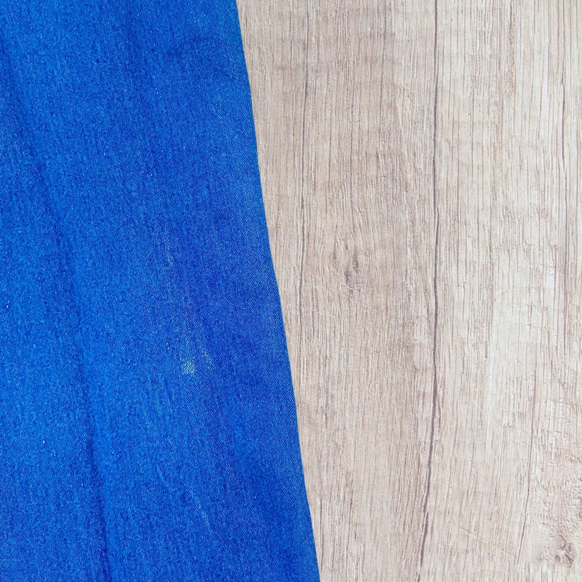 Jean slim femme By Sasha L bleu clair délavé avec boutons et clous cœur argenté