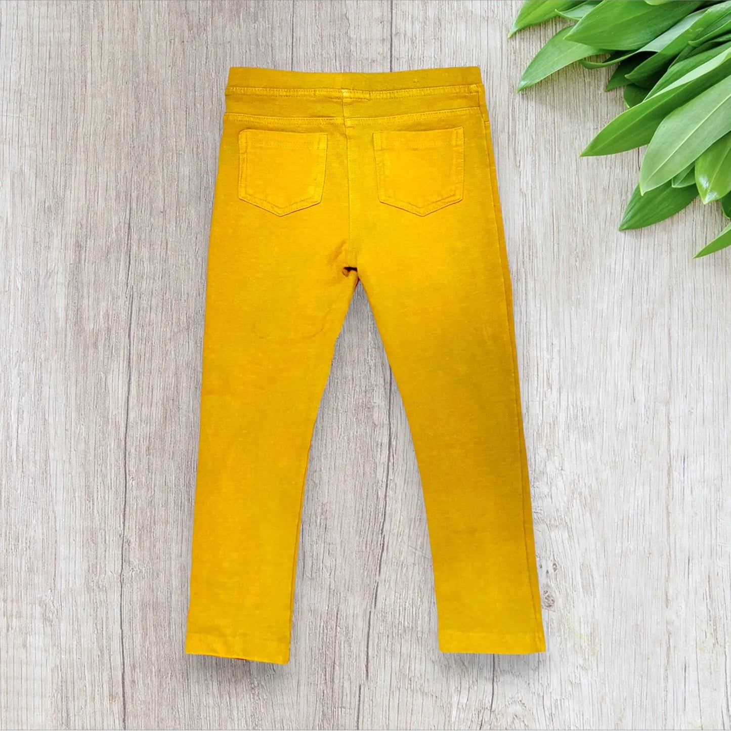 Jegging fille Charlie&Prune 5 ans jaune moutarde fausse poche avant vraies poches arrière