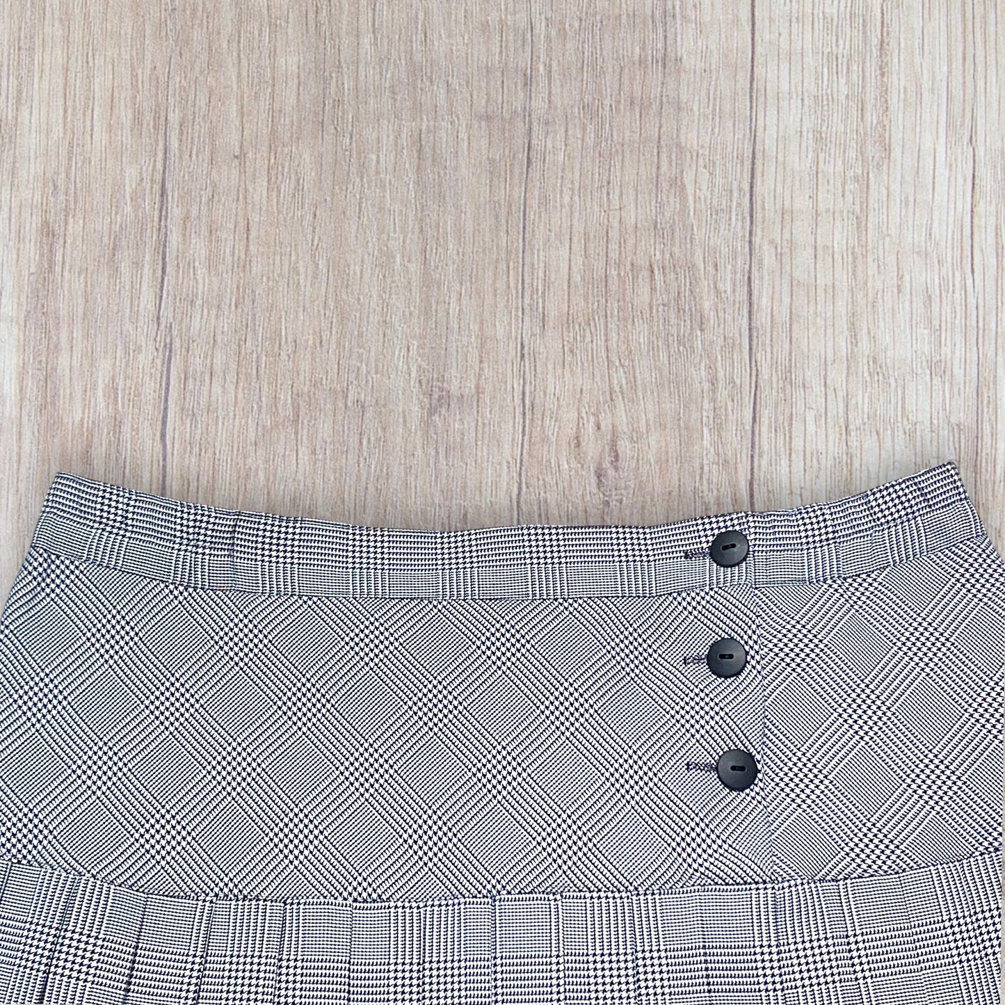 Jupe femme plissée Made in France 44 blanche et noire – mi-longue la petite friperie