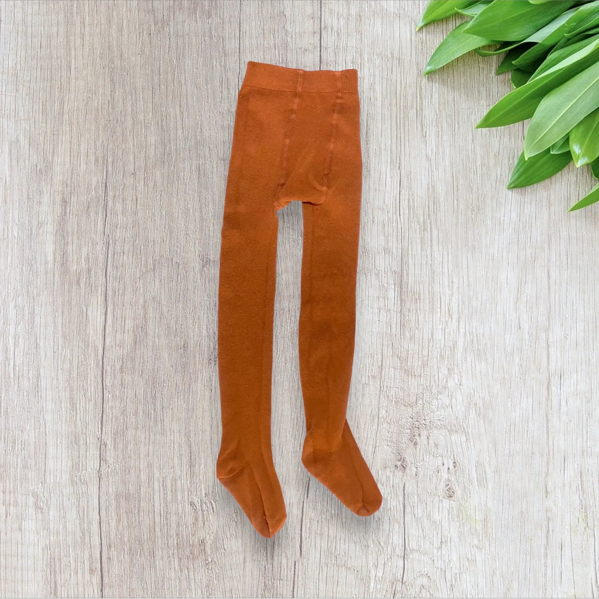 Lot collants hiver fille 6-8 ans Shein, 1 gris et 1 marron, très bon état