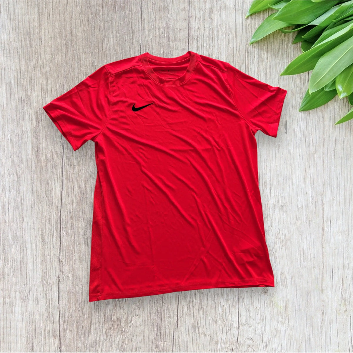 Maillot Nike Park VII homme XL rouge fluo avec logo Nike noir.