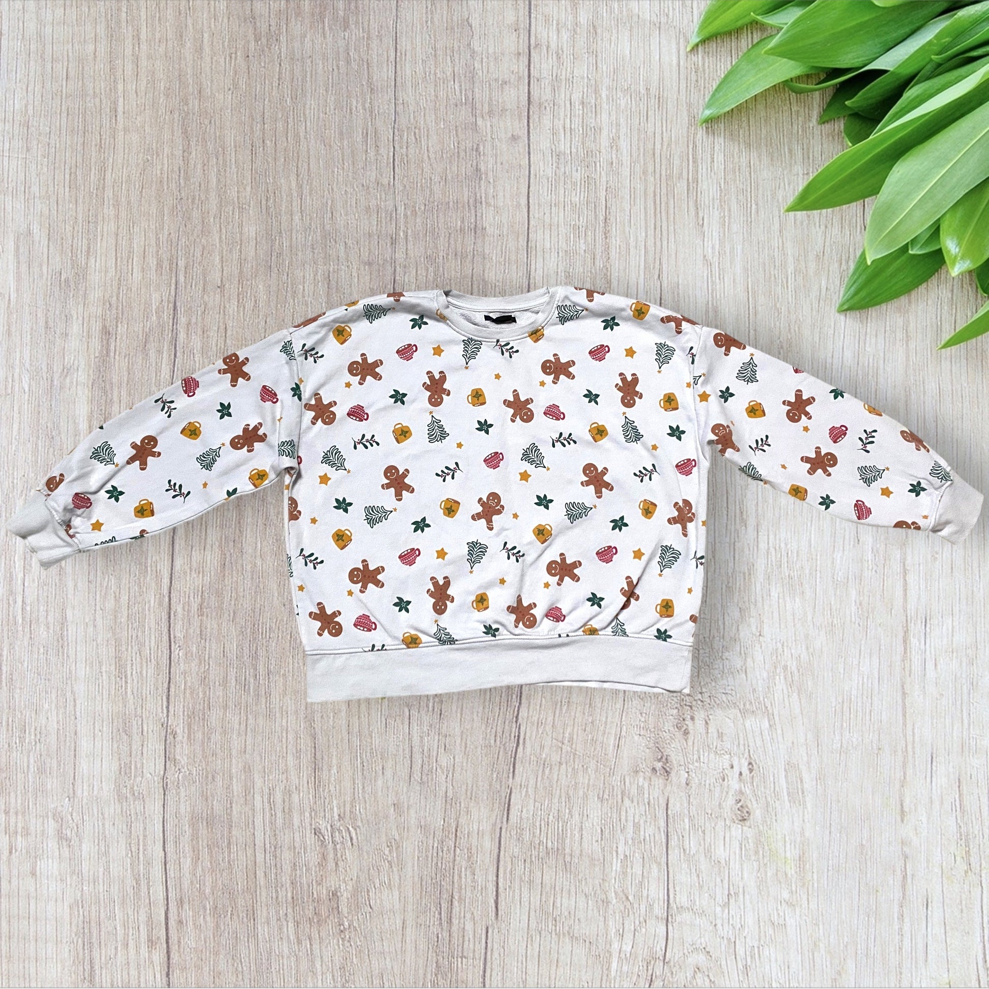 Pull de Noël mixte Esmara 46/48 blanc motifs tasses, sapins, bonhommes en pain d’épices et étoiles