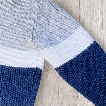 Pull garçon C&A 4 ans tricolore gris blanc bleu marine col rond manches longues – Très bon état