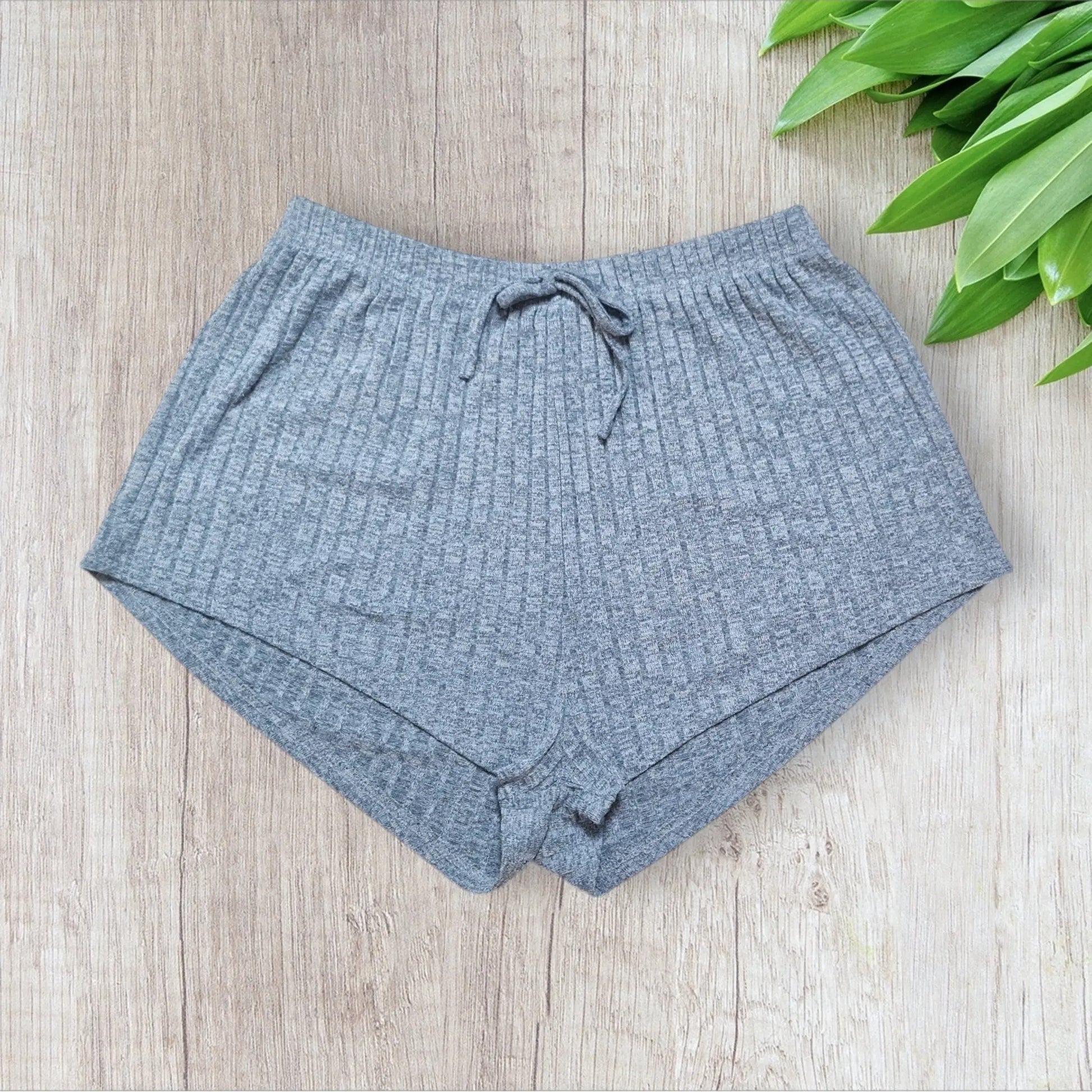 Pyjama 2 pièces femme Shein XL débardeur shorty gris ou bleu moucheté