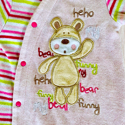 Pyjama Bébé Fille 1 Mois - Rose Clair avec Ours et Écriture Colorée - Polaire Douce la petite friperie