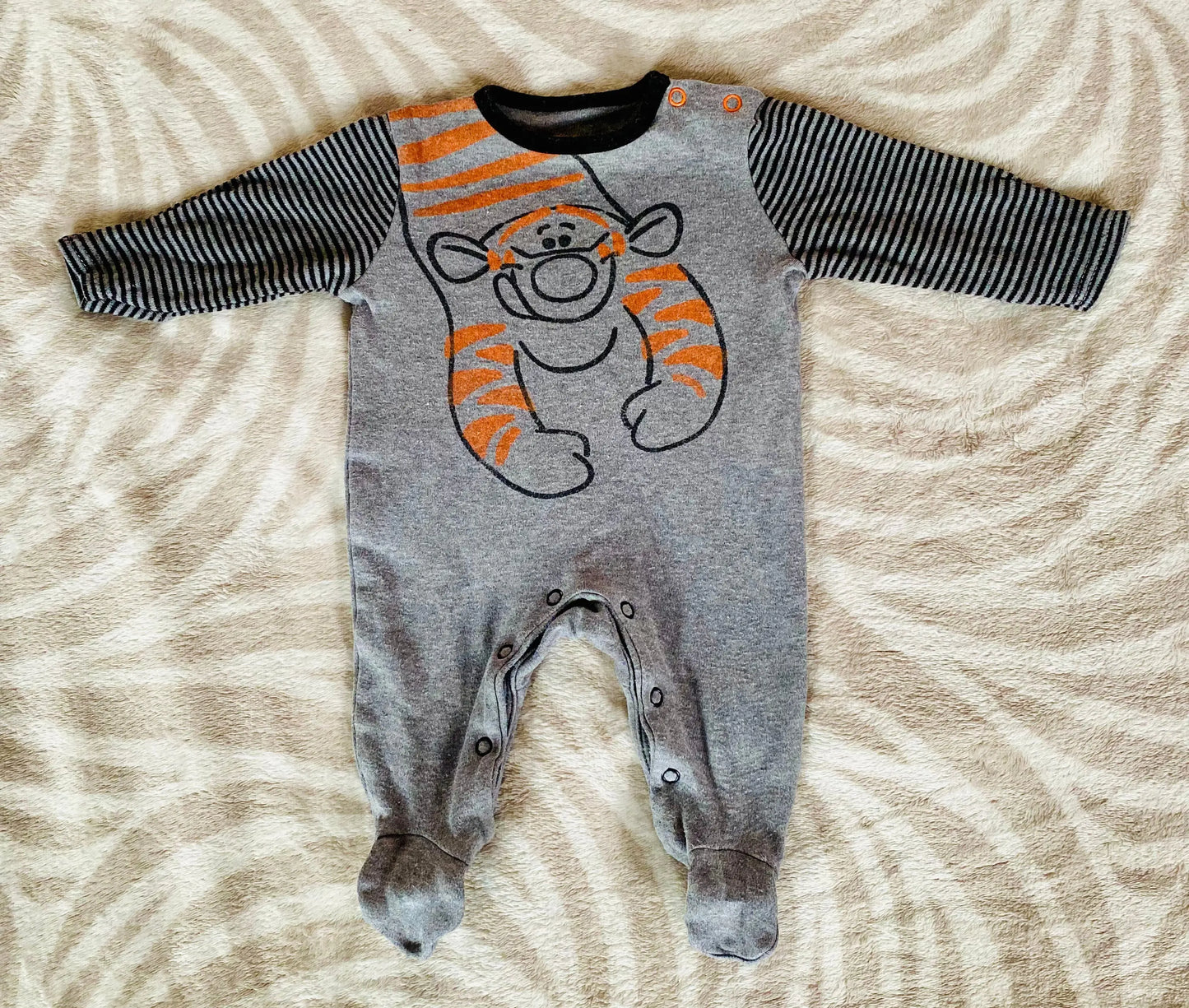 Pyjama Bébé Garçon 1 Pièce - Gris avec Tigrou - 0-3 Mois - Disney primark