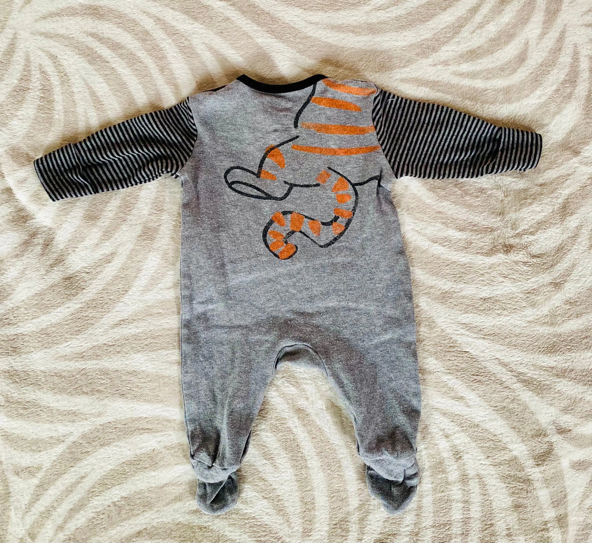 Pyjama Bébé Garçon 1 Pièce - Gris avec Tigrou - 0-3 Mois - Disney primark