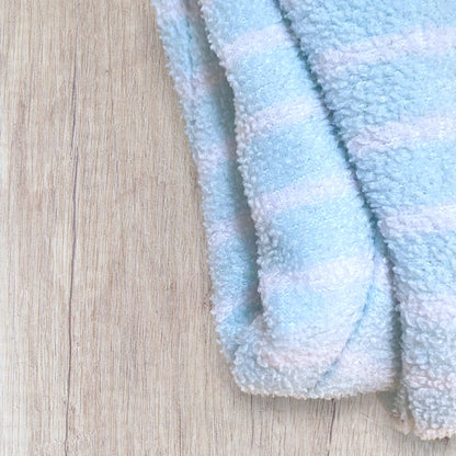 Pyjama polaire garçon TEX 3-4 ans bleu ciel à rayures blanches, deux pièces chaudes pour l’hiver.