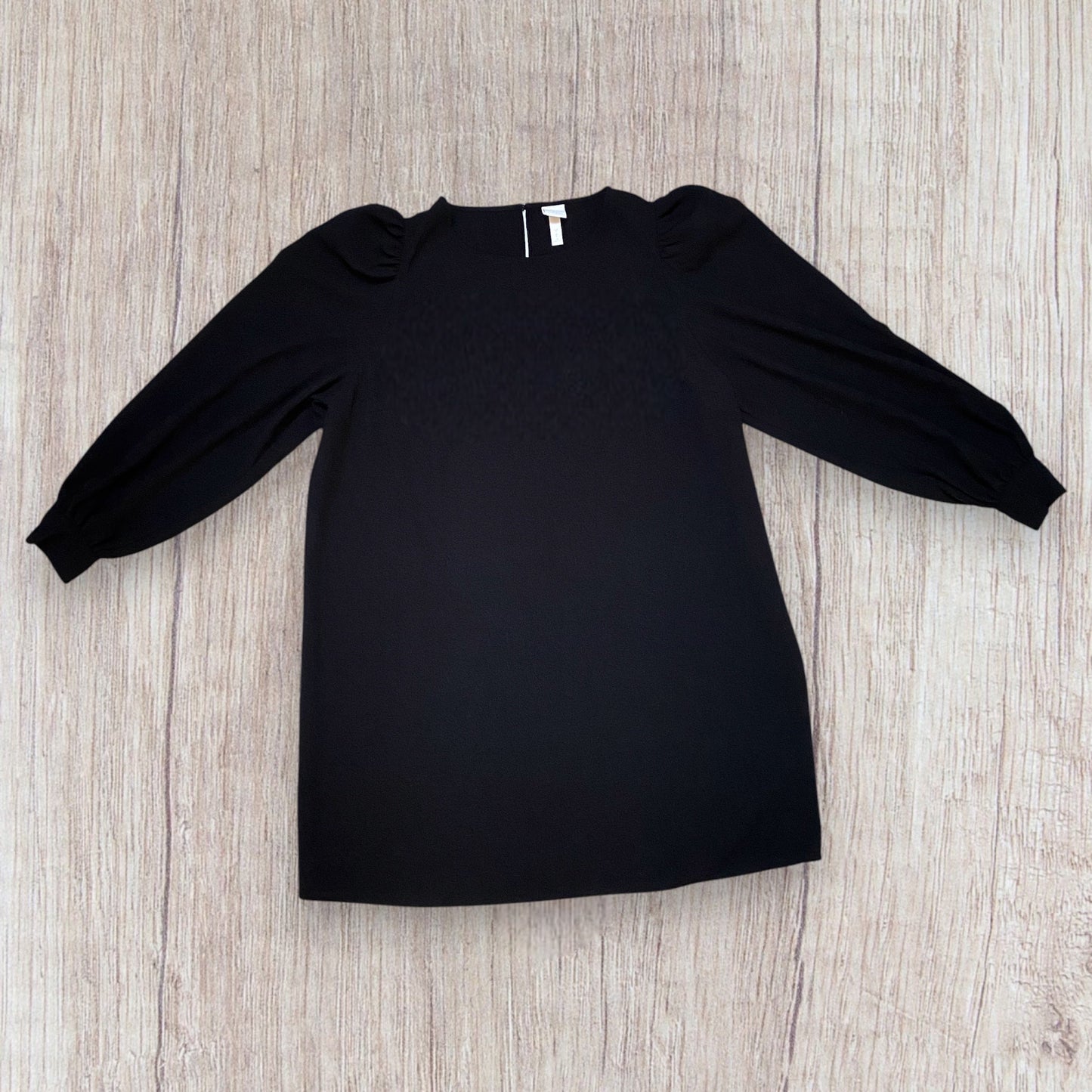 Robe femme H&M XL noire manches longues style chemise, épaules bouffantes, fente au dos