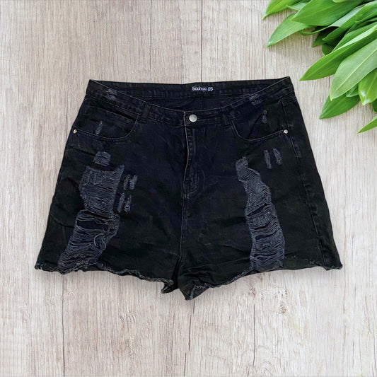 Short Noir Effet Usé avec Trous - Femme Taille 48, Boohoo boohoo