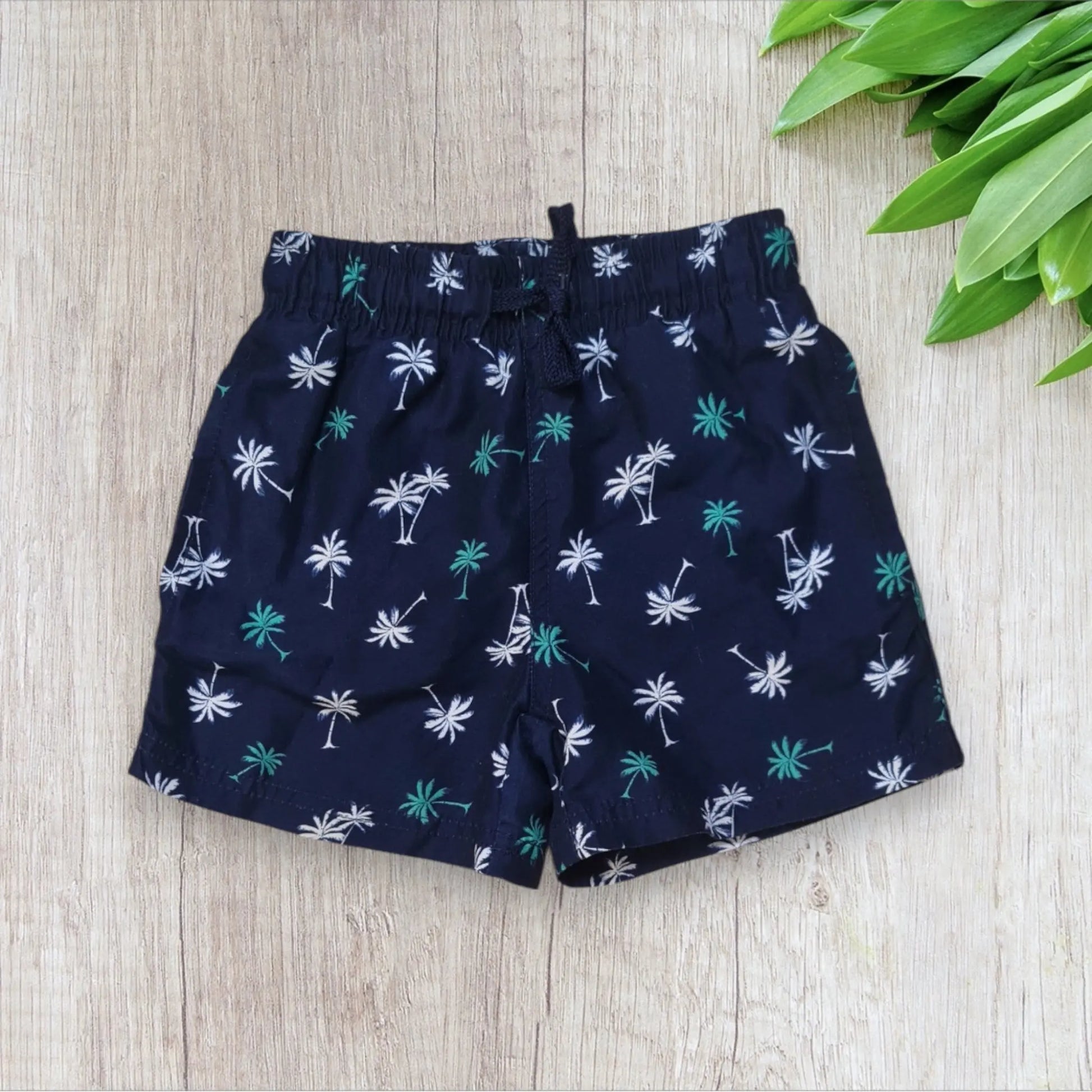 Short de bain garçon Ninety Eight – 3 ans | Motif tropical palmier ou surf ninety eight