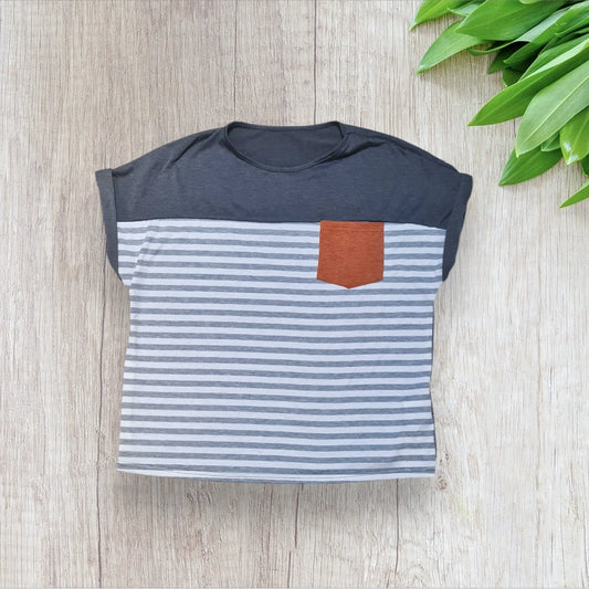 T-shirt femme Shein – Taille M – marinière et gris bleu – poche marron – oversize – neuf