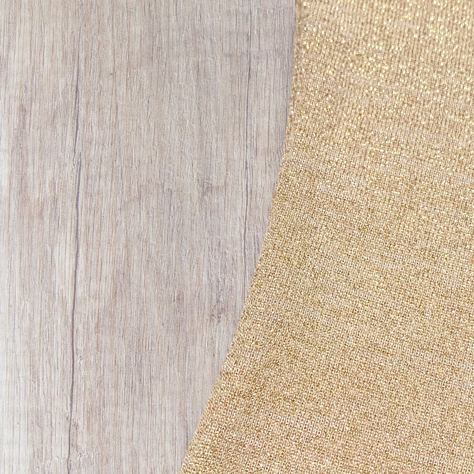 Top femme Morgan doré pailleté taille S sans manche et dos nu.