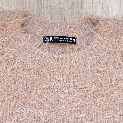 Top femme Zara M taupe en tricot effet poils.